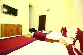 Capital O 10546 Parkway Inn Chennai Zewnętrze zdjęcie