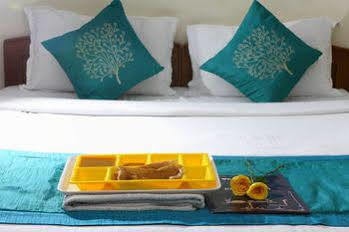 Capital O 10546 Parkway Inn Chennai Zewnętrze zdjęcie